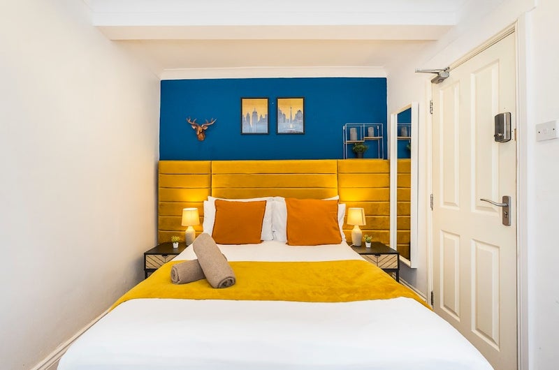 Three lovely rooms in Angel, Essex Road, N1
