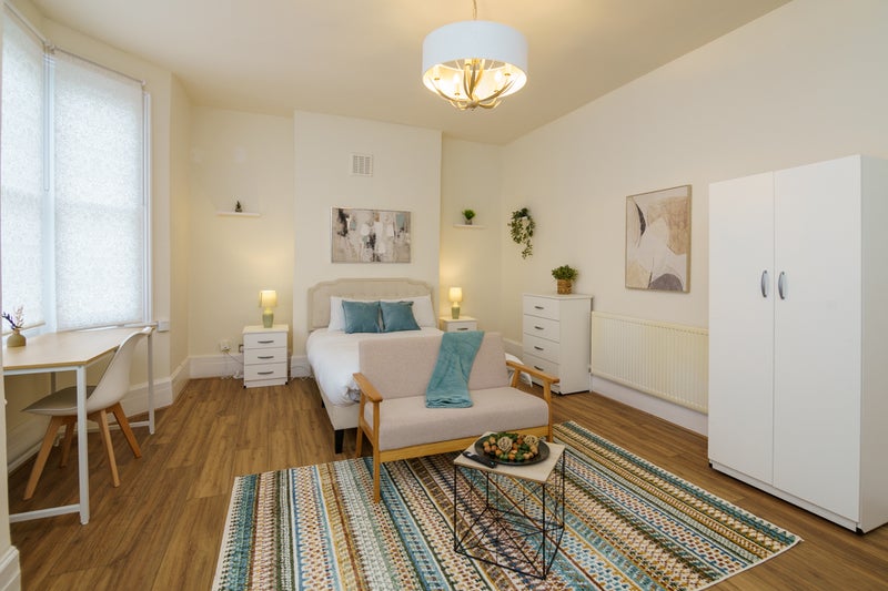 Master room in West Hampstead, West Hampstead, NW6