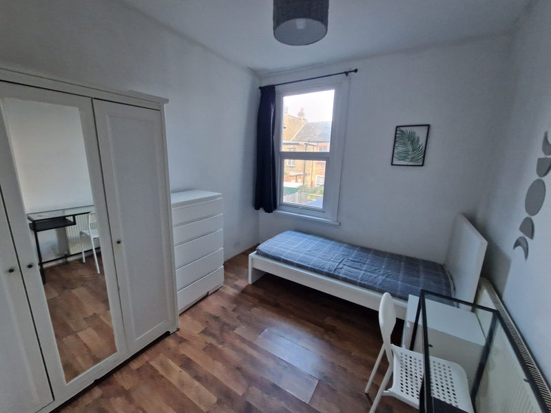Single room in Seven Sisters, Seven Sisters, N15