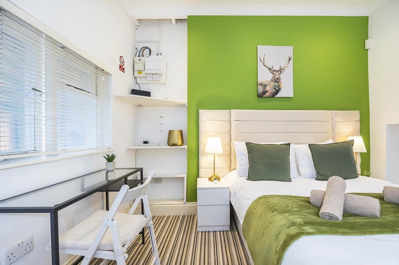 Charming studio in Angel, Essex Road, N1