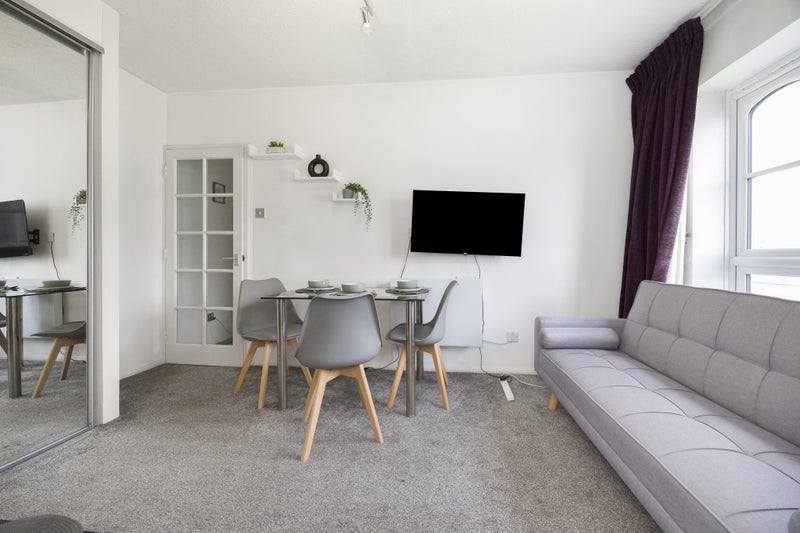 Furnished double room in one of our London house shares